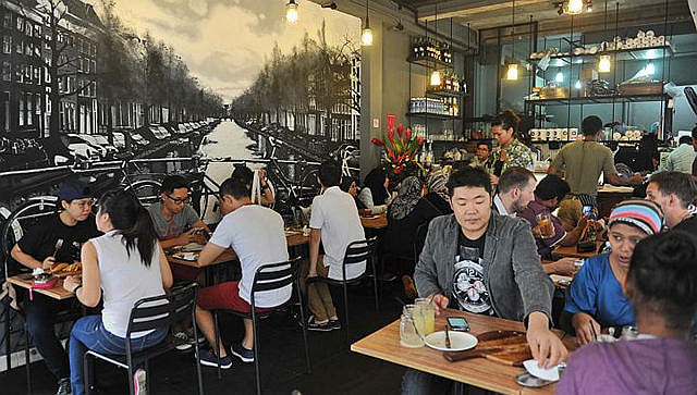 16 cafes and eateries to try at Haji Lane